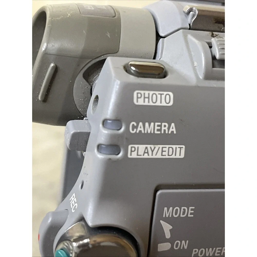 Sony Handycam DCR-HC20 MiniDV Camcorder Silver and Battery Untested